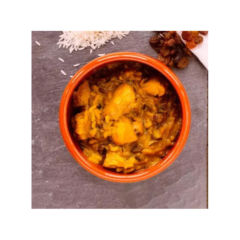 Madrás de pollo con arroz salvaje